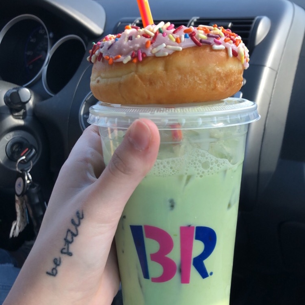 Meet your Posher, Jj